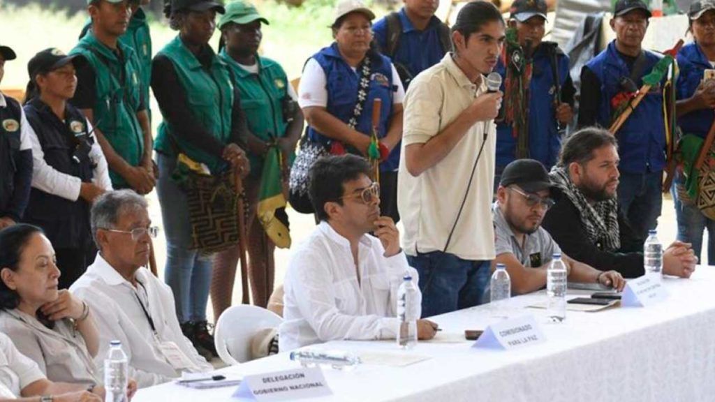 El presidente Gustavo Petro Urrego dijo que el cese al fuego con la estructura EMC-FARC “solo es posible si avanza la negociación en sustitución de la economía ilícita y el fin de las hostilidades a la población civil".