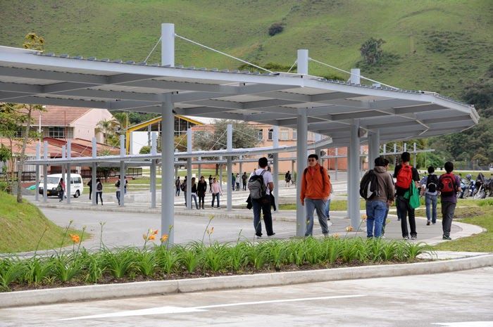 En un contexto donde la educación superior es esencial para el desarrollo personal y profesional de los jóvenes, la colaboración entre Manizales Campus Universitario y la Alcaldía de Ipiales destaca como un ejemplo de cómo la cooperación interinstitucional puede mejorar el acceso a oportunidades educativas de calidad.