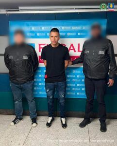 Juan Sebastián Gallego Rubio, alias Polo, fue identificado por un fiscal de la Seccional Caldas como el presunto responsable de un homicidio ocurrido el pasado 27 de abril. Al hombre le dispararon el sector de los hornos crematorios, en la vía Panamericana, y luego dejaron abandonado el sector de Gallinazo de Manizales.