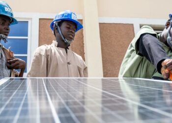 Deuda creciente y menor financiación ponen en riesgo avances globales contra la pobreza