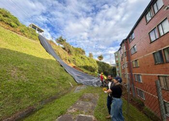 Intensifican atención en zonas afectadas por lluvias recientes en Manizales