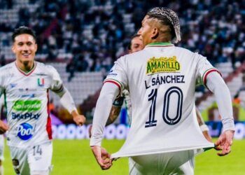 El blanco es blanco y el verde pálido