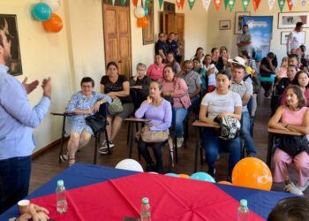 Entregan 67 estufas ecoeficientes en Chinchiná y Anserma