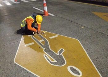 Manizales renueva la señalización de sus principales corredores viales