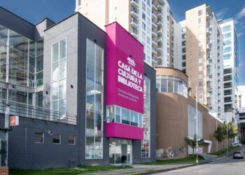 En más de un 70 por ciento avanza la transformación de la biblioteca y casa de la cultura en Palogrande
