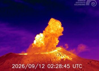 Volcán Puracé se mantiene en alerta Naranja y registran emisiones de ceniza y deformación del suelo